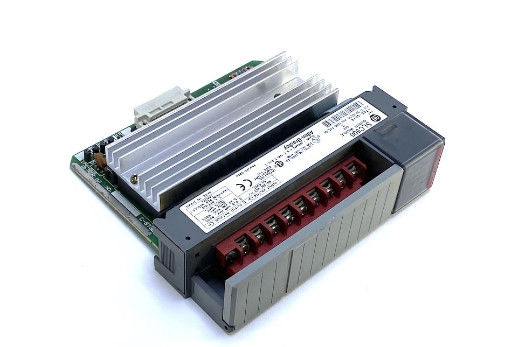 SLC 16 Điểm đầu ra mô-đun 1746-OA16 cho giao hàng nhanh chóng